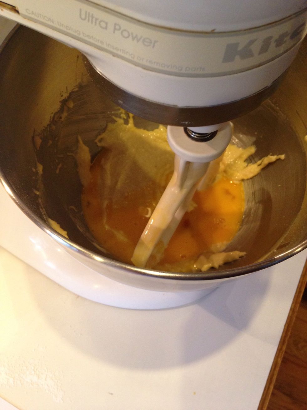 Add 60g whole eggs and mix on medium for another 4 minutes.