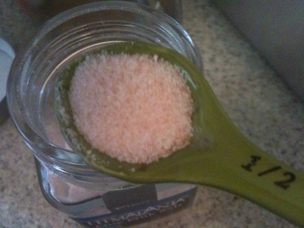 Add a 1/2 TSP salt for flavor. (I like Himalayan sea salt, which is why this one is pink.)