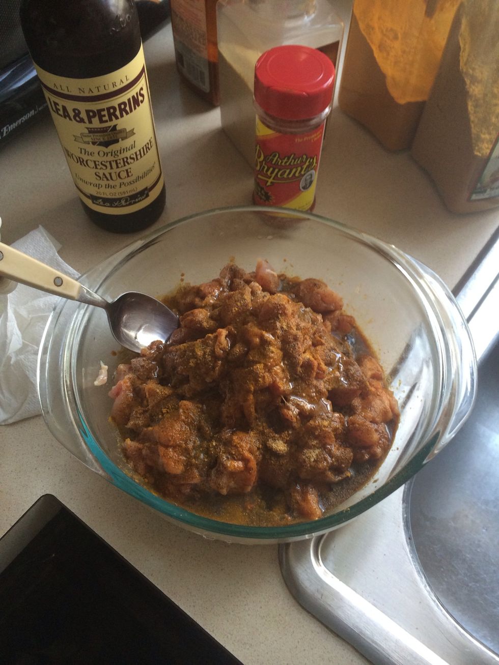 Add a bit of olive oil and Worcestershire sauce and stir well