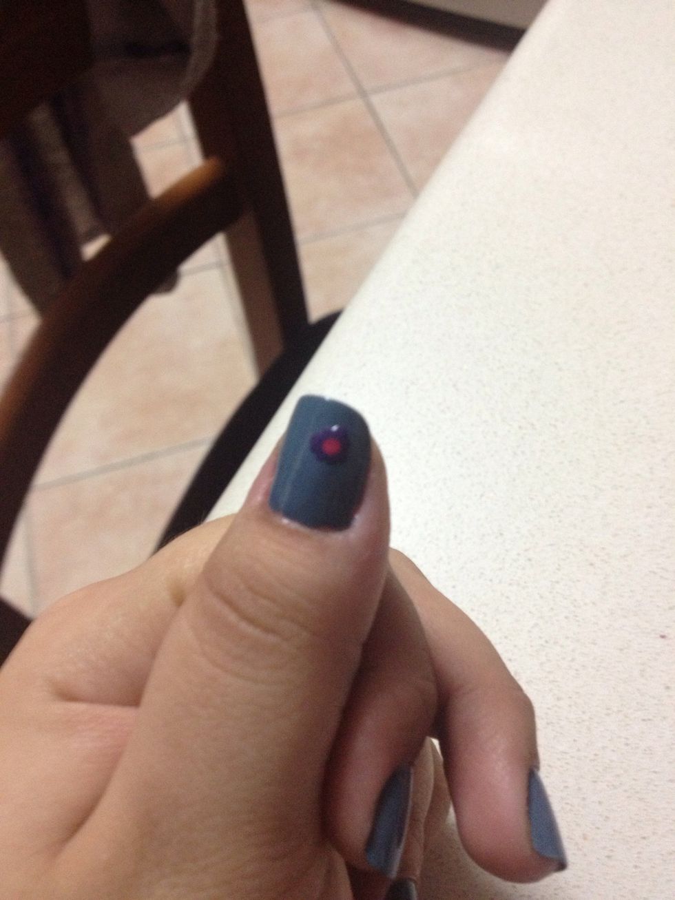 Add a different color dot inside