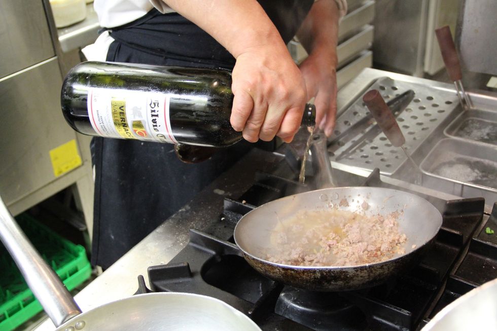 Add a drop of white wine