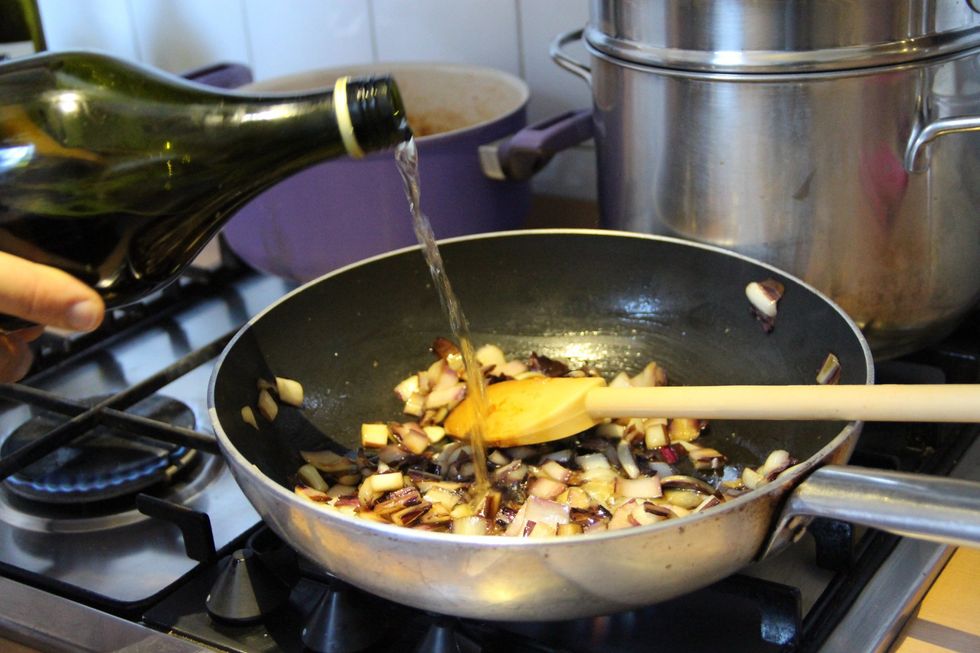 Add a drop of white wine