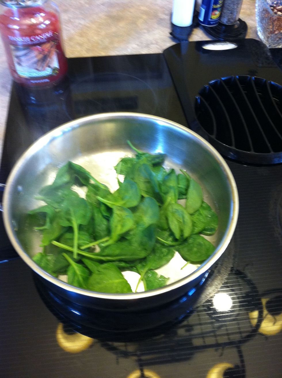Add a handful of spinach and a dash of garlic salt. Fry til dark green.