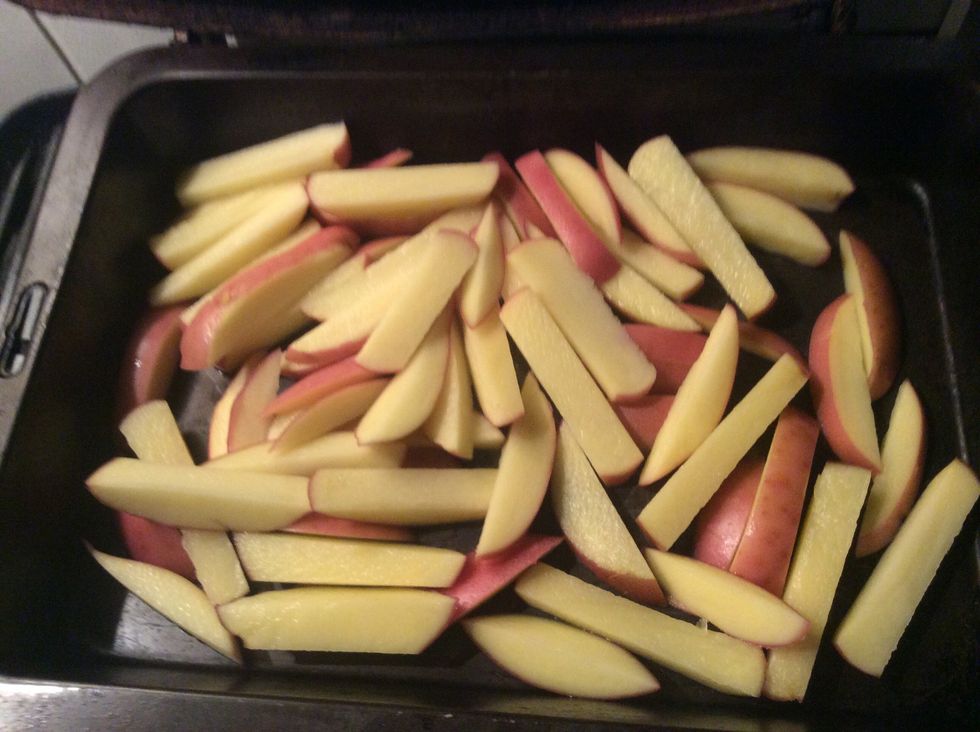 Add a little bit of oil and put it in the oven for 20 minutes. Also flip your chips every couple of minutes.