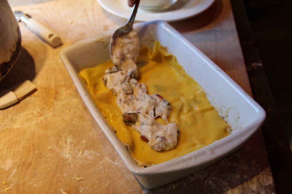 Add a second layer of bechamel sauce...