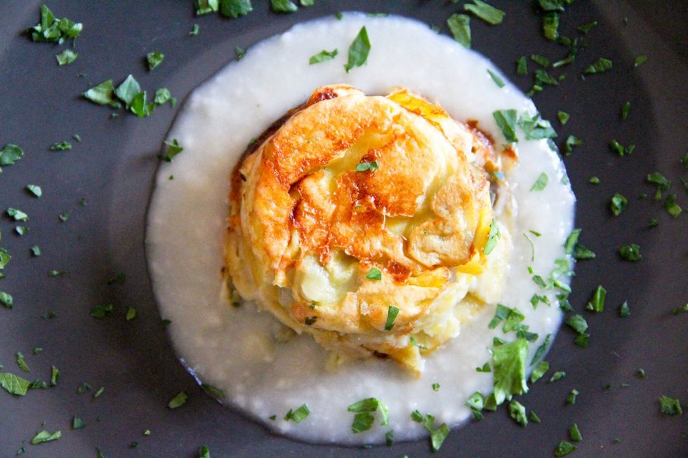 Add a sprinkle of parsely and serve. Buon appetito