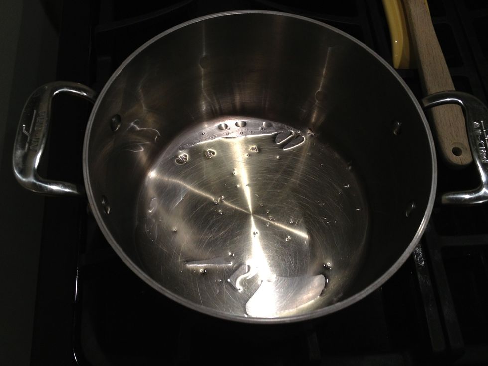 Add a tablespoon of extra virgin olive to a pot with medium-high heat.