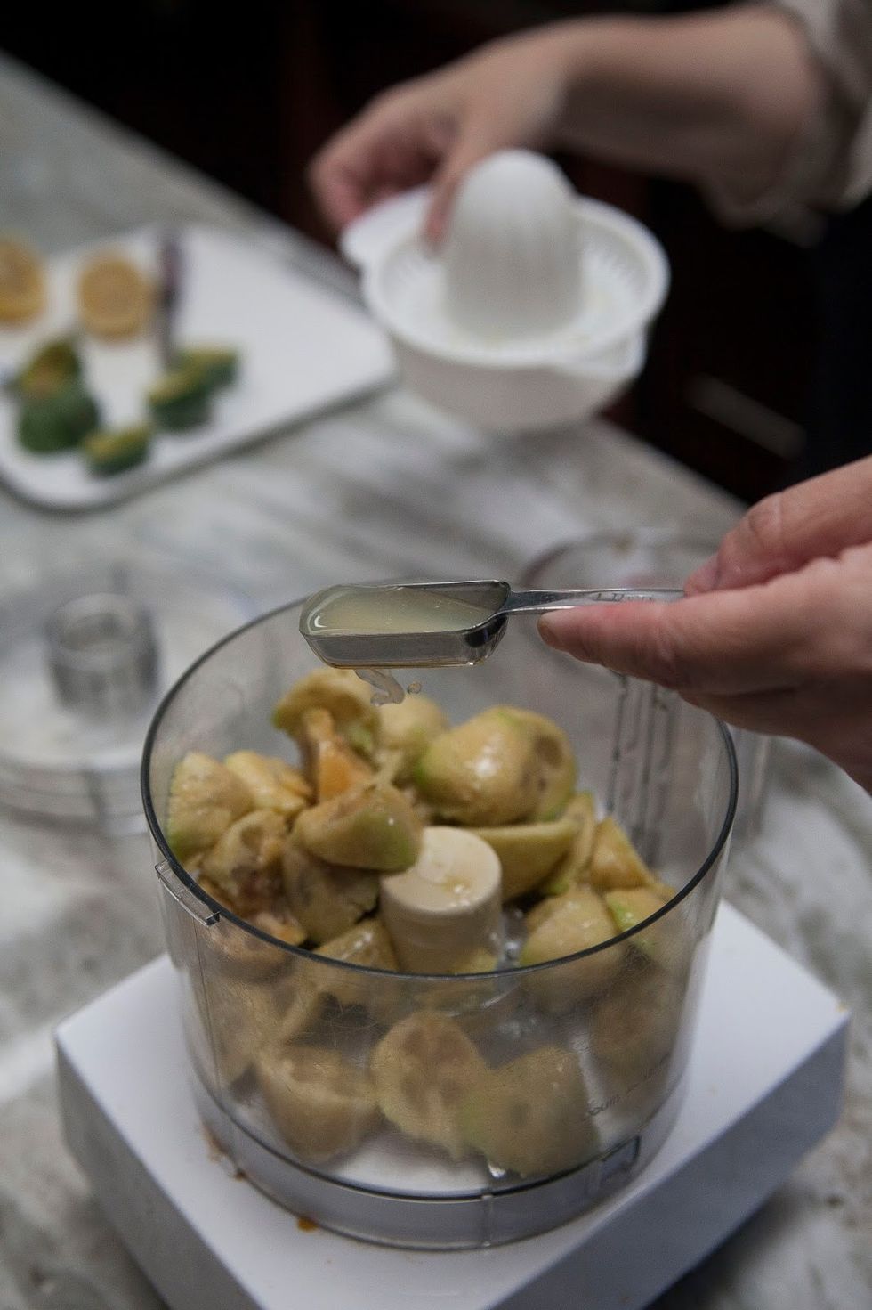 Add a Tablespoon of Lemon juice. This keeps the guava fruit from oxidizing too much.