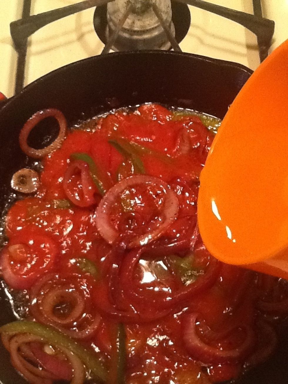 How to make salami dominicano guisado(stewed salami) B+C Guides