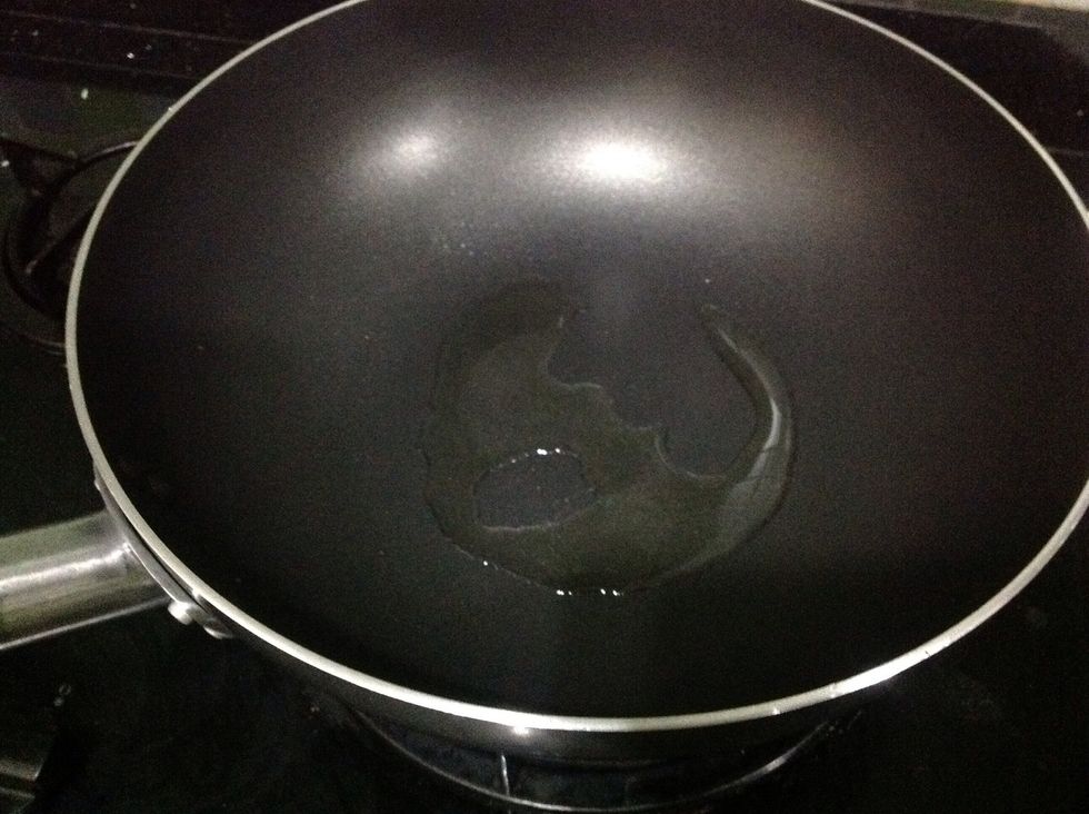 Add about 2-3 tbsps of olive oil to the pan.