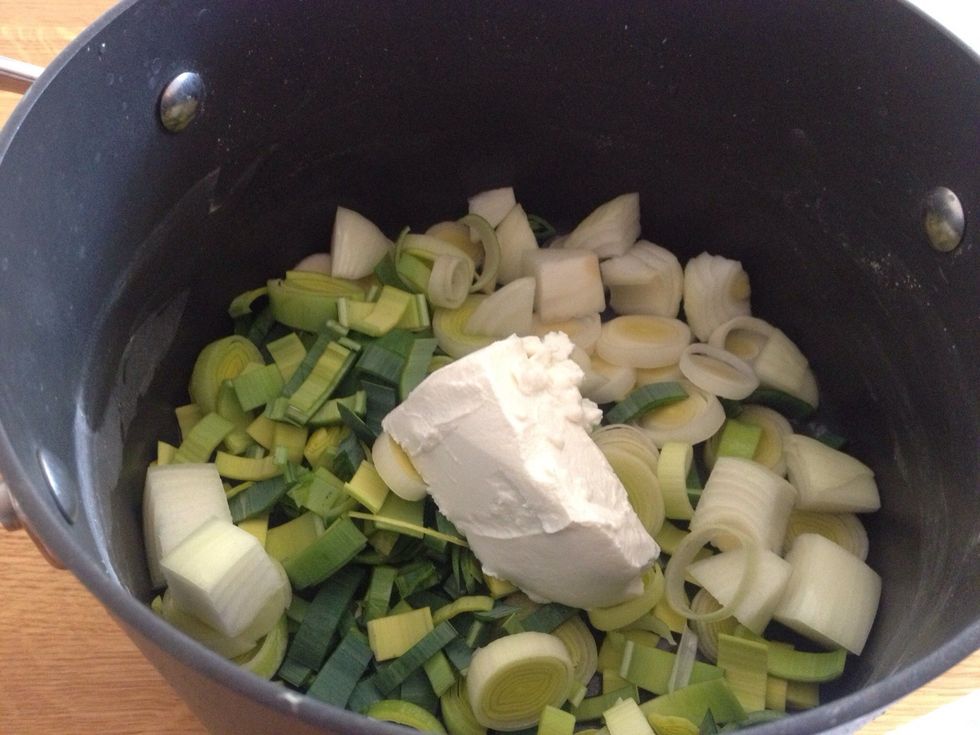 Add about 50g of cream cheese (I used Philadelphia)