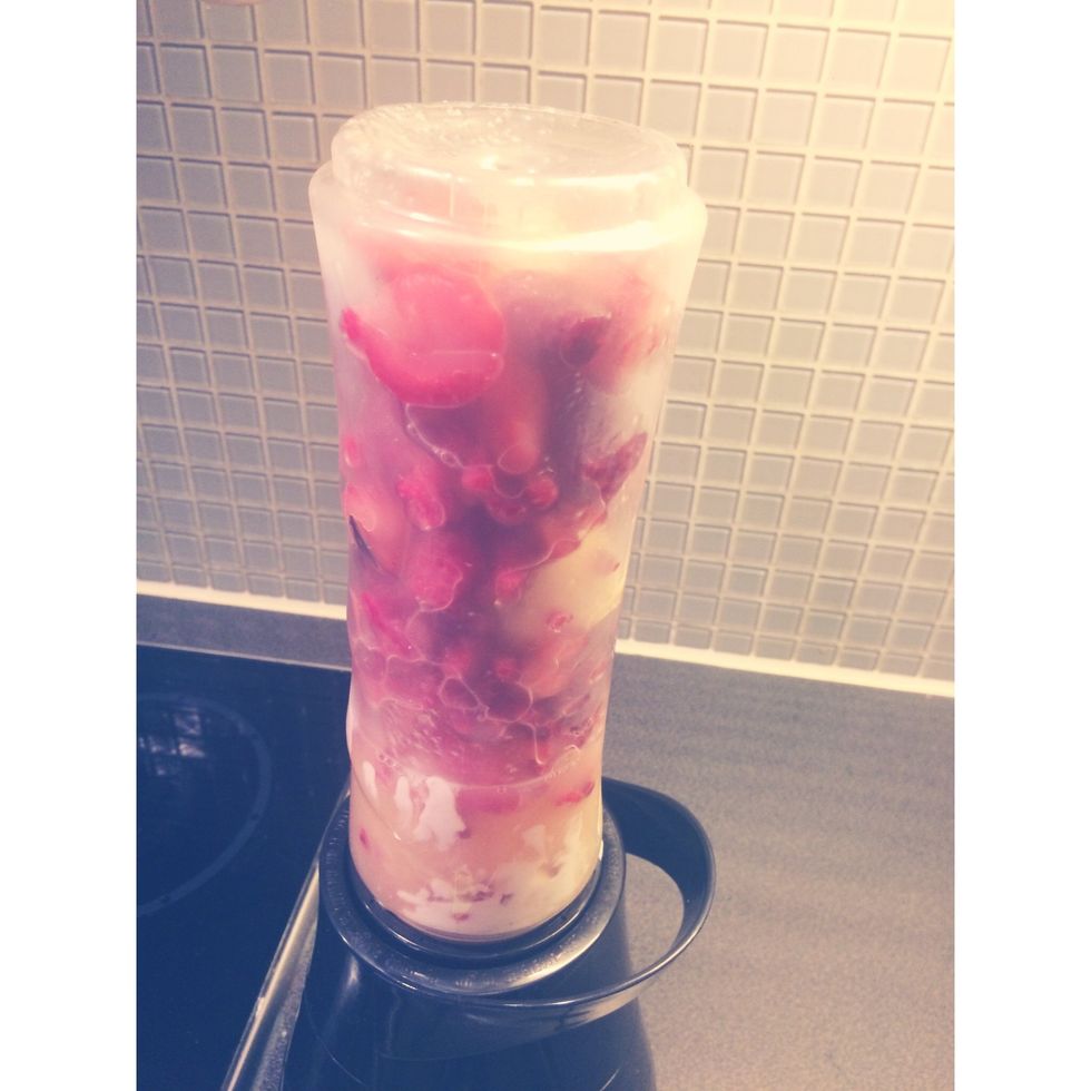 Add all Ingredients in a blender (I use a smoothie twister)