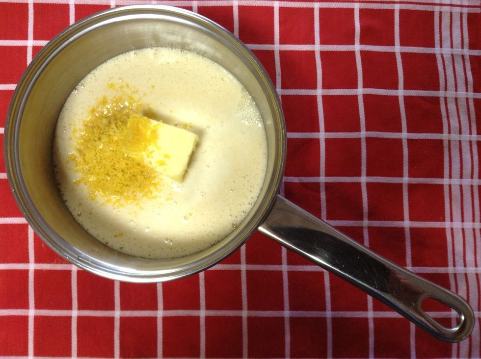 Add all ingredients to your small saucepan.