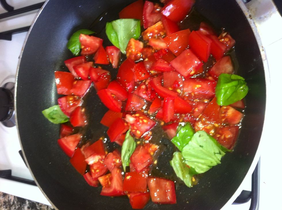 Add all the ingredients to the frying pan