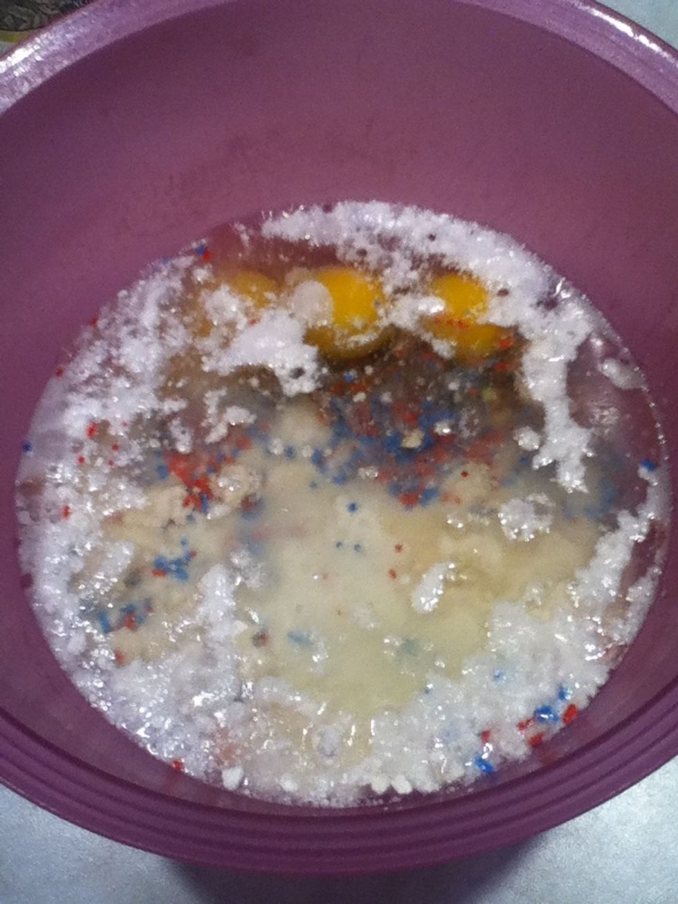 Add all your ingredients together...this dosen't look very appetizing right now... :P but when it's mixed up it'll be all better ;)