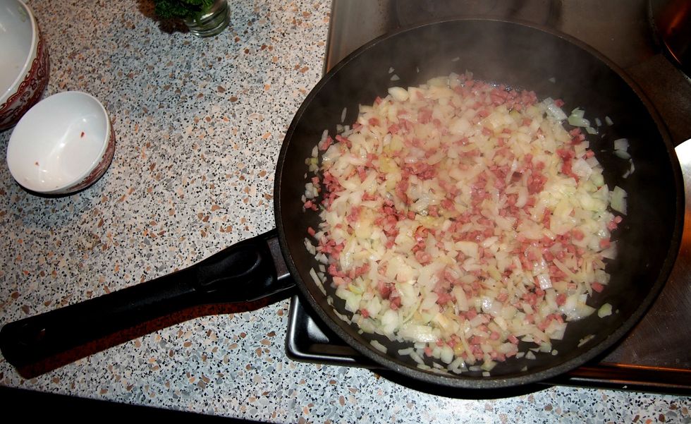 Add also the crabs. Now you should have something that looks like this..