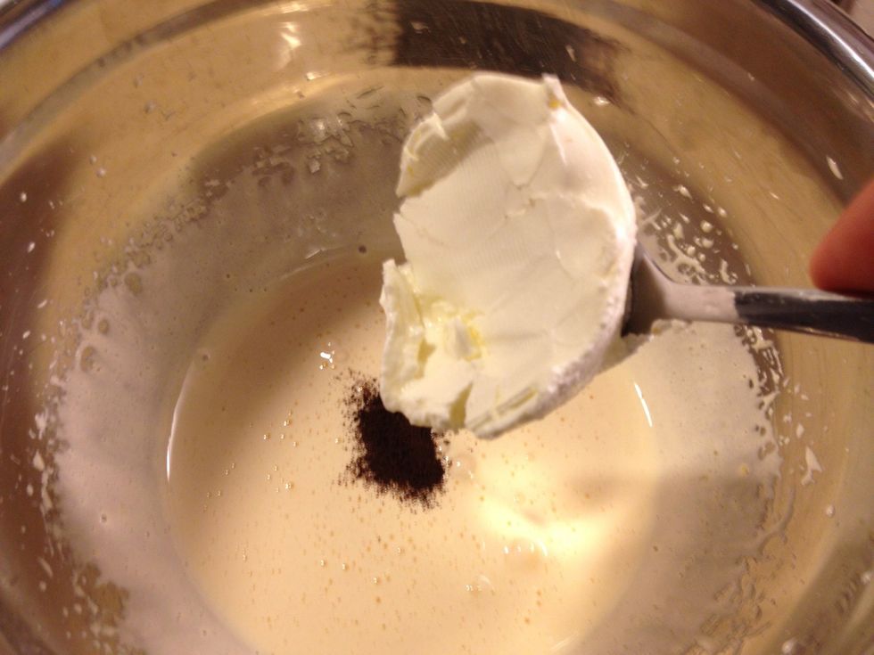 Add also the Philadelphia cheese to mixture.