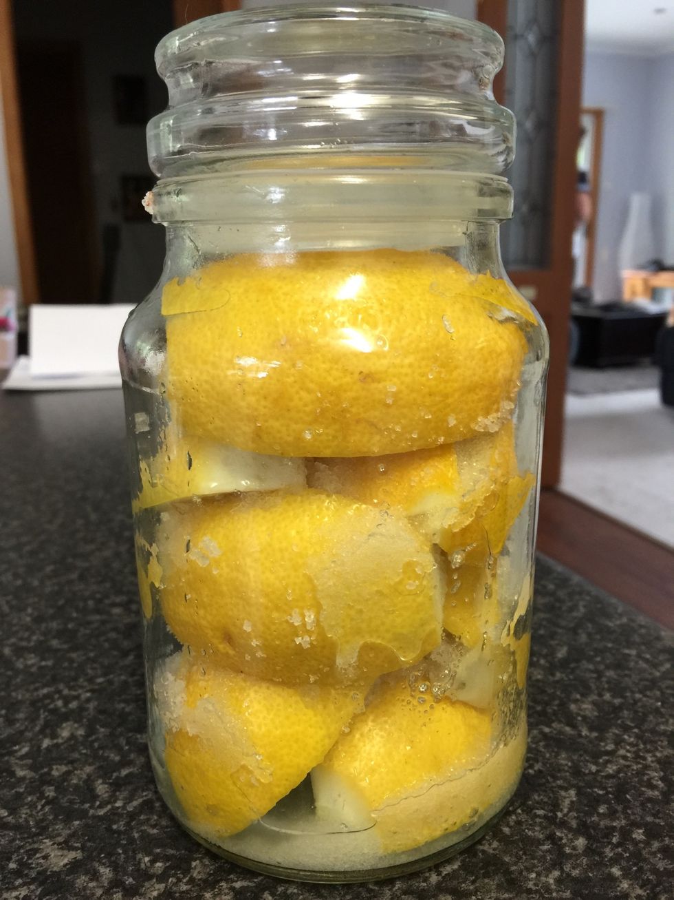 Add another lemons worth of juice and put on the lid. Give it a good shake.