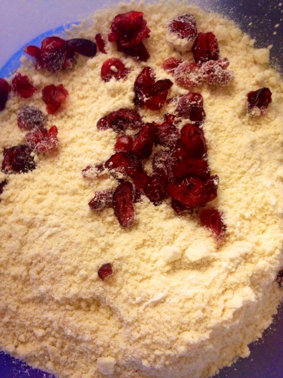 Add as many dried cranberries as you like!