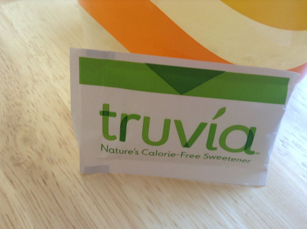 Add as much sugar/sugar sub as you prefer. I only used one small packet of truvia <3