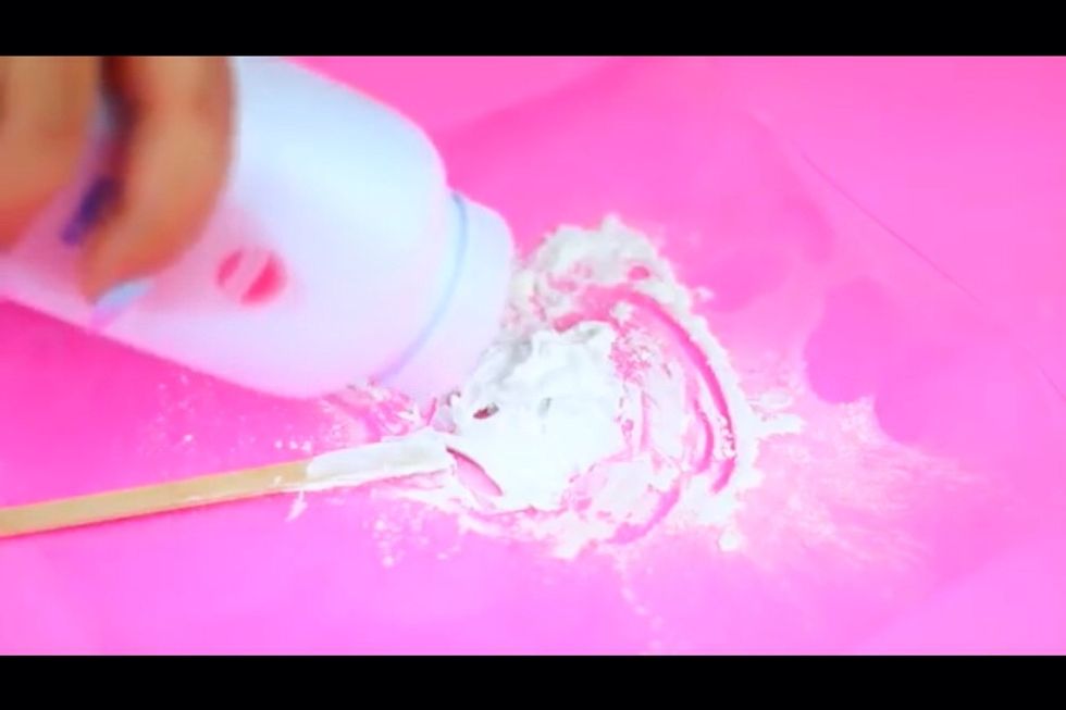 Add baby powder until you have a dough constancy