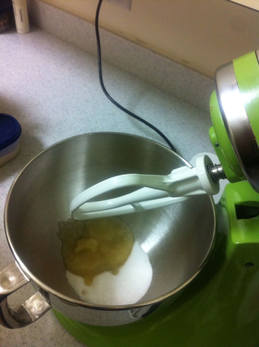 Add baking sweetener and applesauce and mix