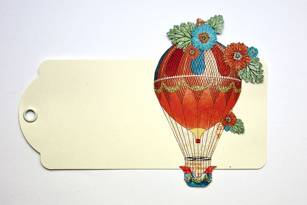 Add balloon image to the far right side of the tag.