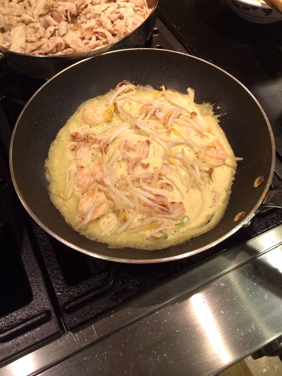 Add beansprouts.