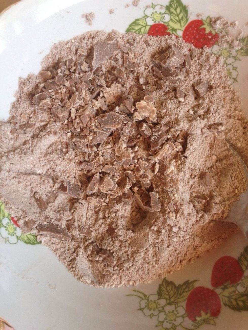 Add chocolate pieces to the dry ingredients.