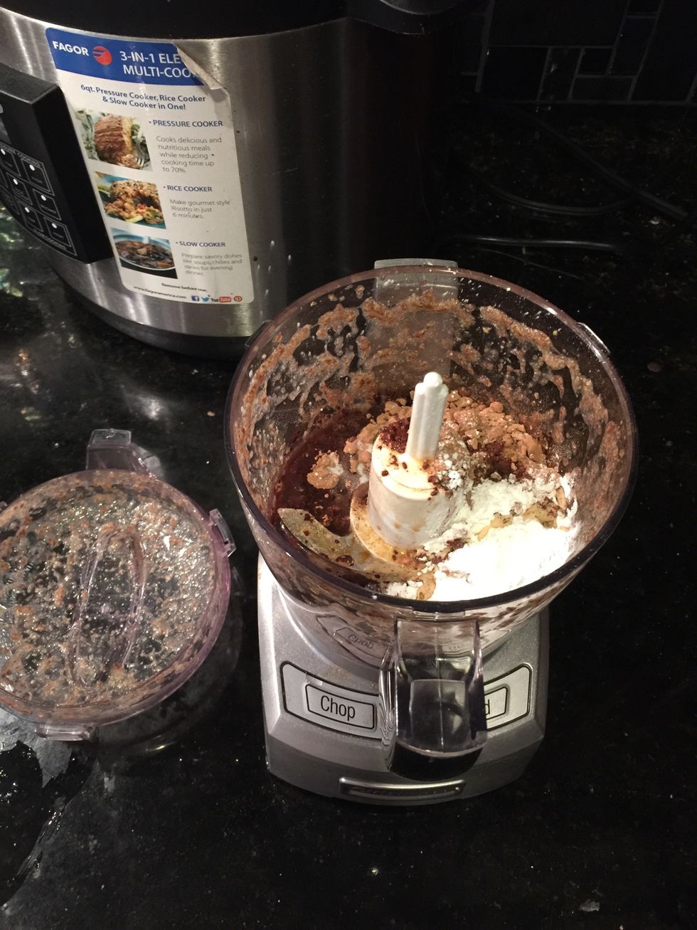 Add cinnamon, cacao powder and baking powder.