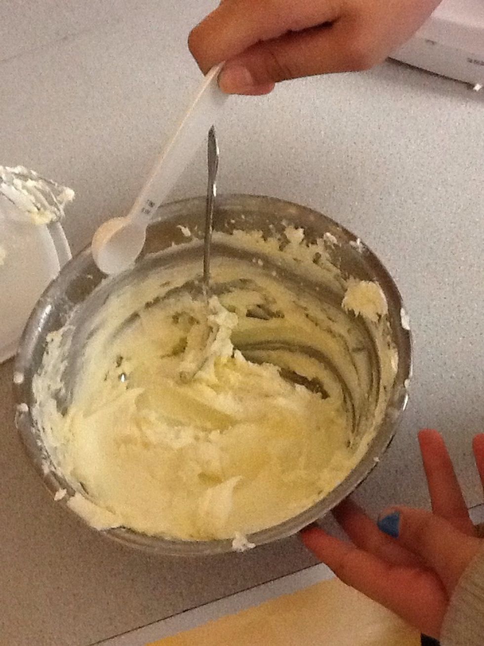 Add cornstarch and mix well