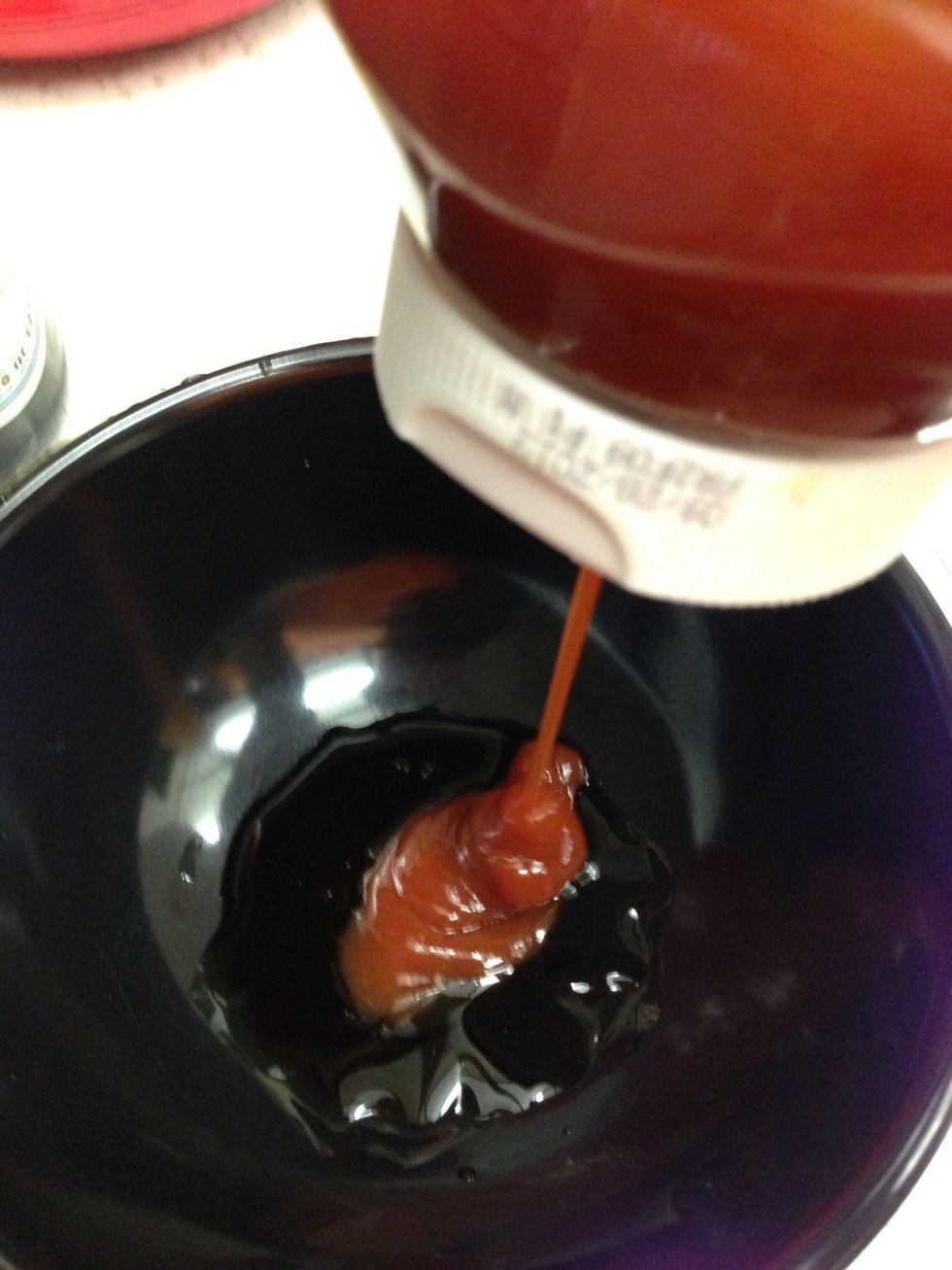Add desired amount of ketchup.