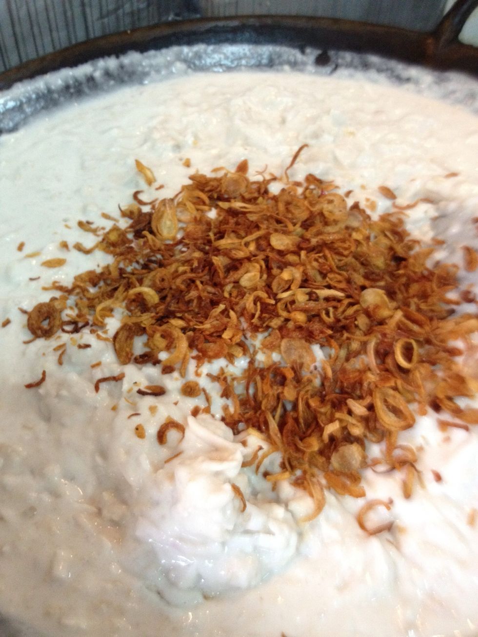 Add dried shallots and mix well.
