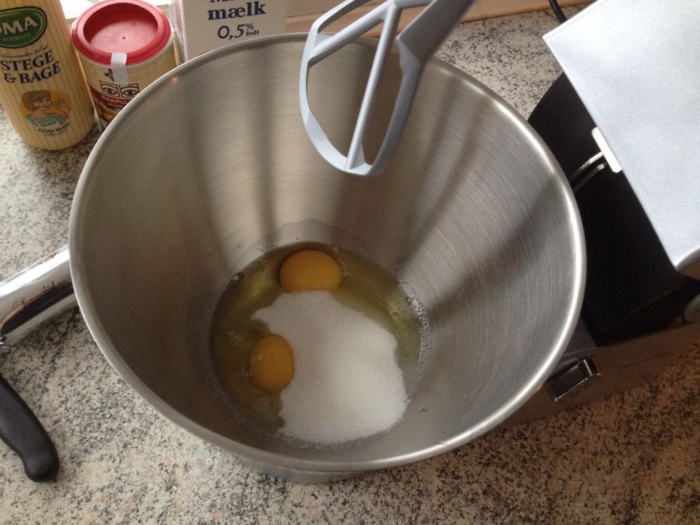 Add egg and sugar to a bowl