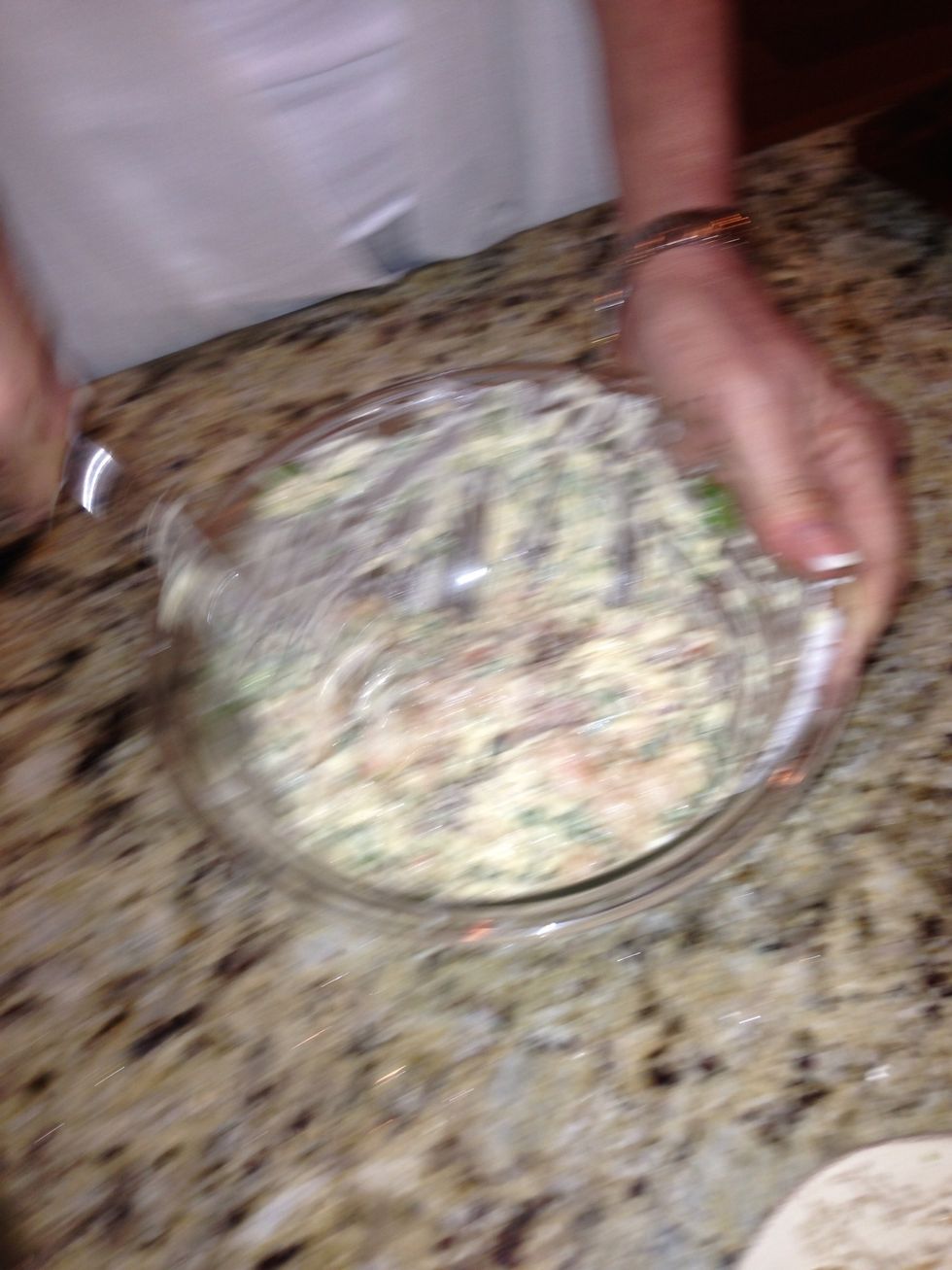 Add egg, shrimp, bacon and wmushroom mixture. Mix well.