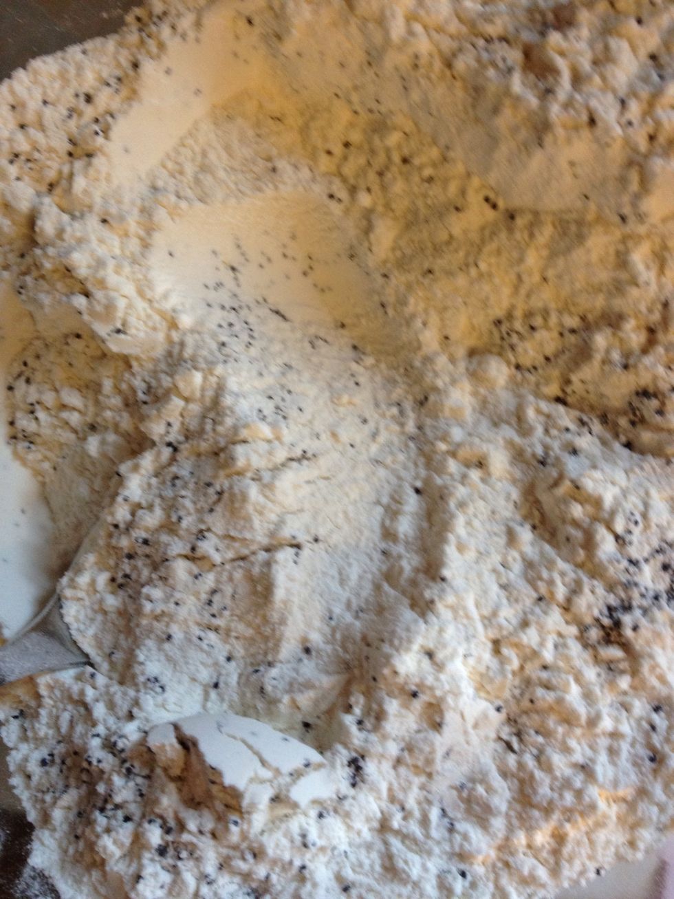 Add flour to poppy seeds.
