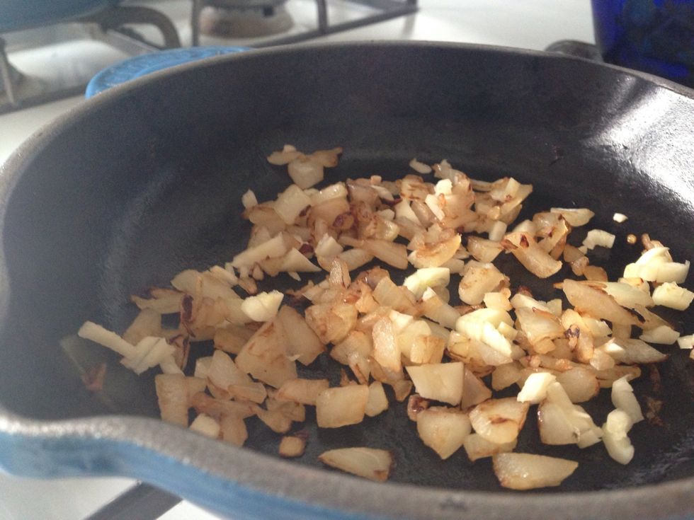 Add garlic, cook for another minute.