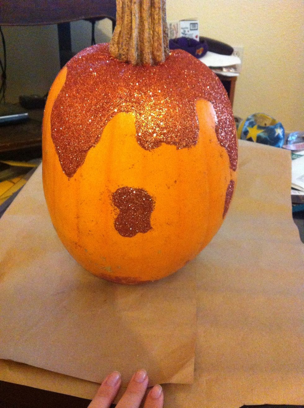 Add glitter and let it dry over night.