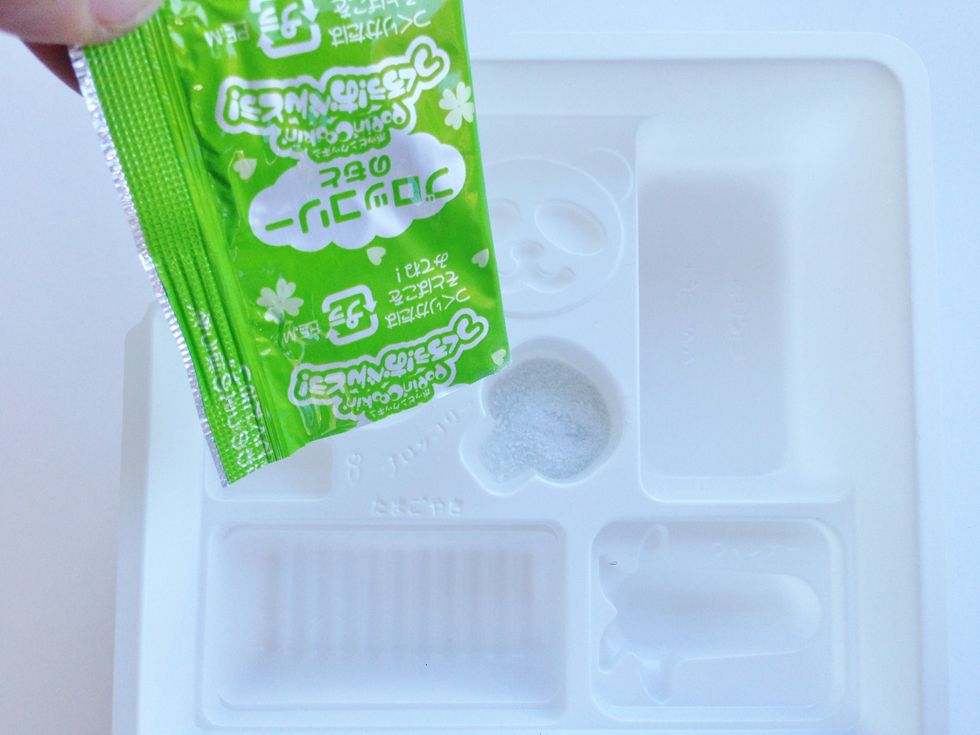 Add GREEN Pack Broccoli Mix to Broccoli Shaped Mold-Then Add 1 Water Scoop- Mix with Fork and Let Sit-DO NOT REMOVE, It needs to Set to Gel