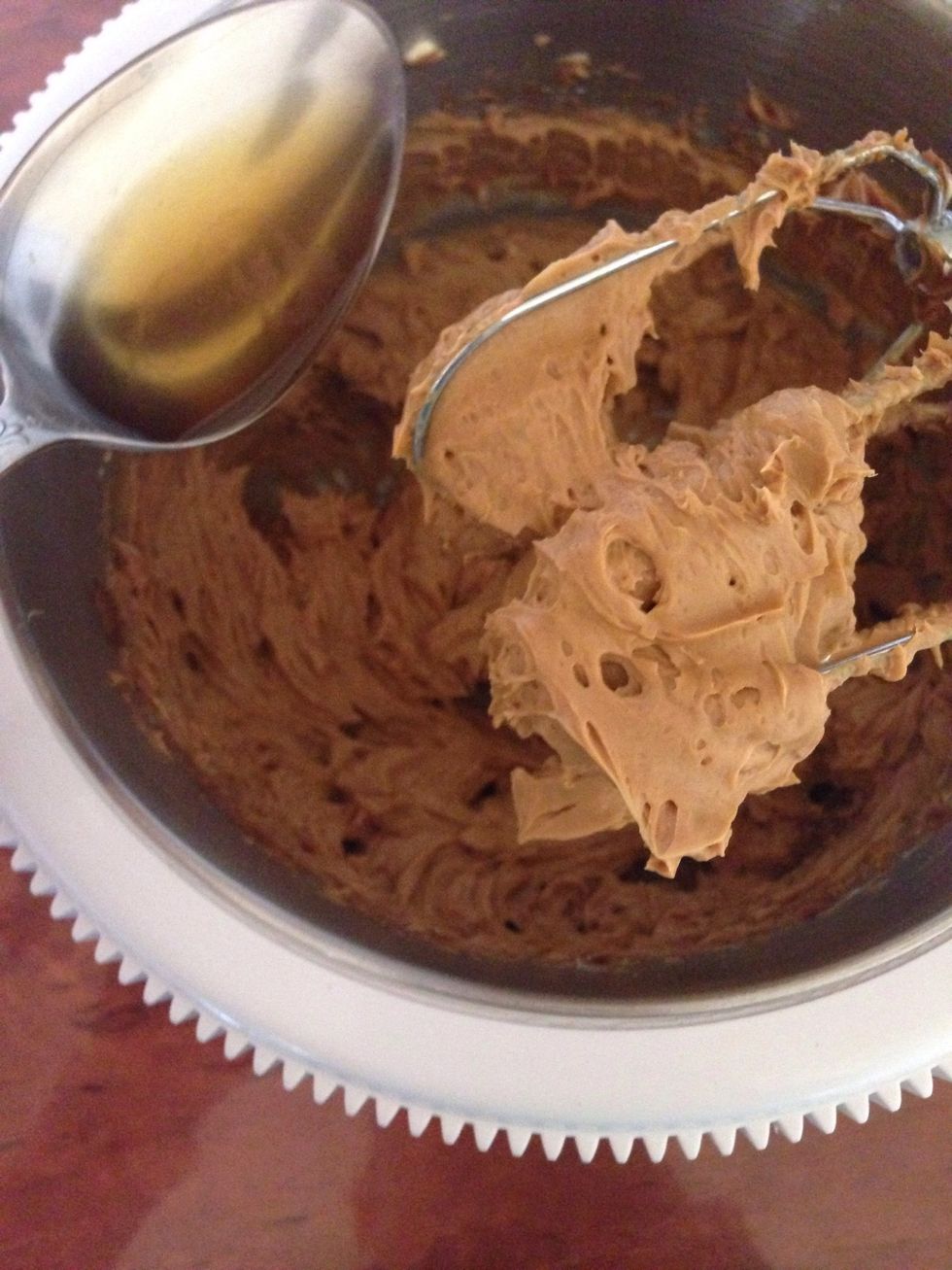 Add half 300g caramel and a tablespoon of good quality alcohol