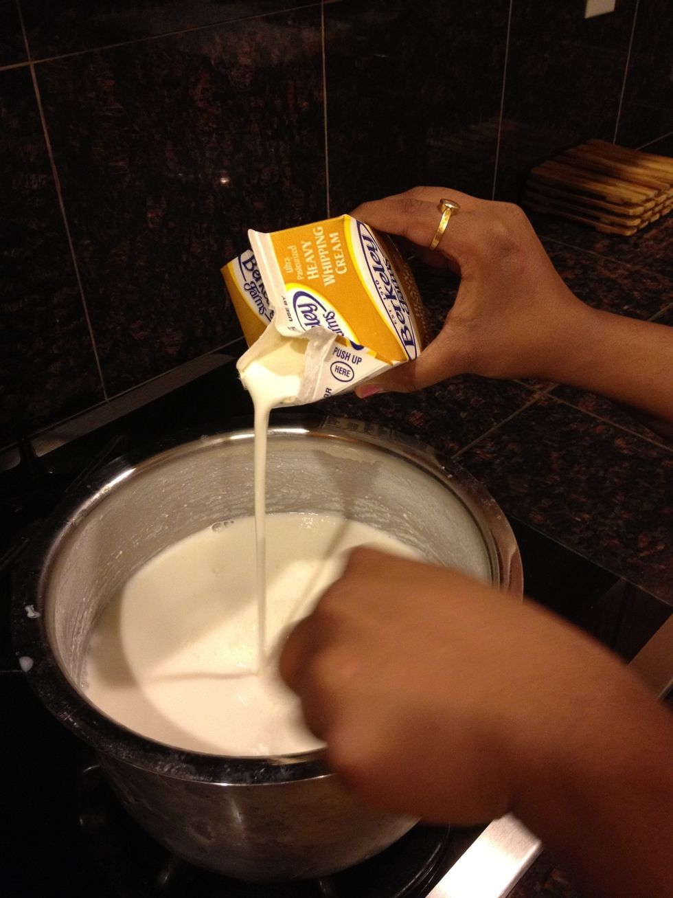 Add heavy whipping creame