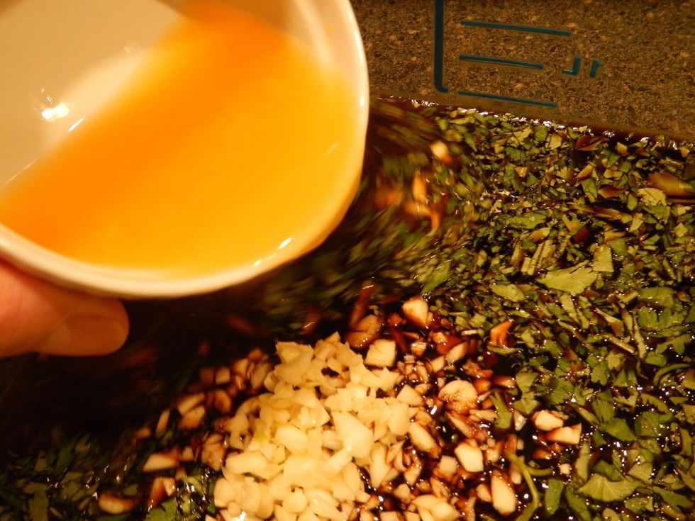 Add honey tangerine juice