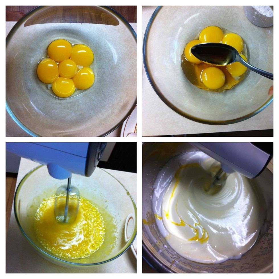 Add honey to the egg yolks and beat. Add egg yolks and egg whites and mix well.