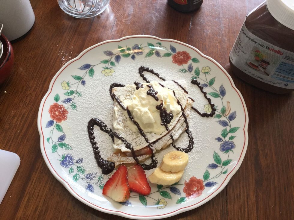 Add icing sugar over your whole crepe.