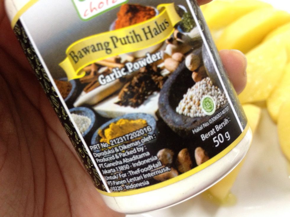 Add in 2 garlic cloves (crushed) or 1 tbsp of garlic powder (at least). The more the merrier :)