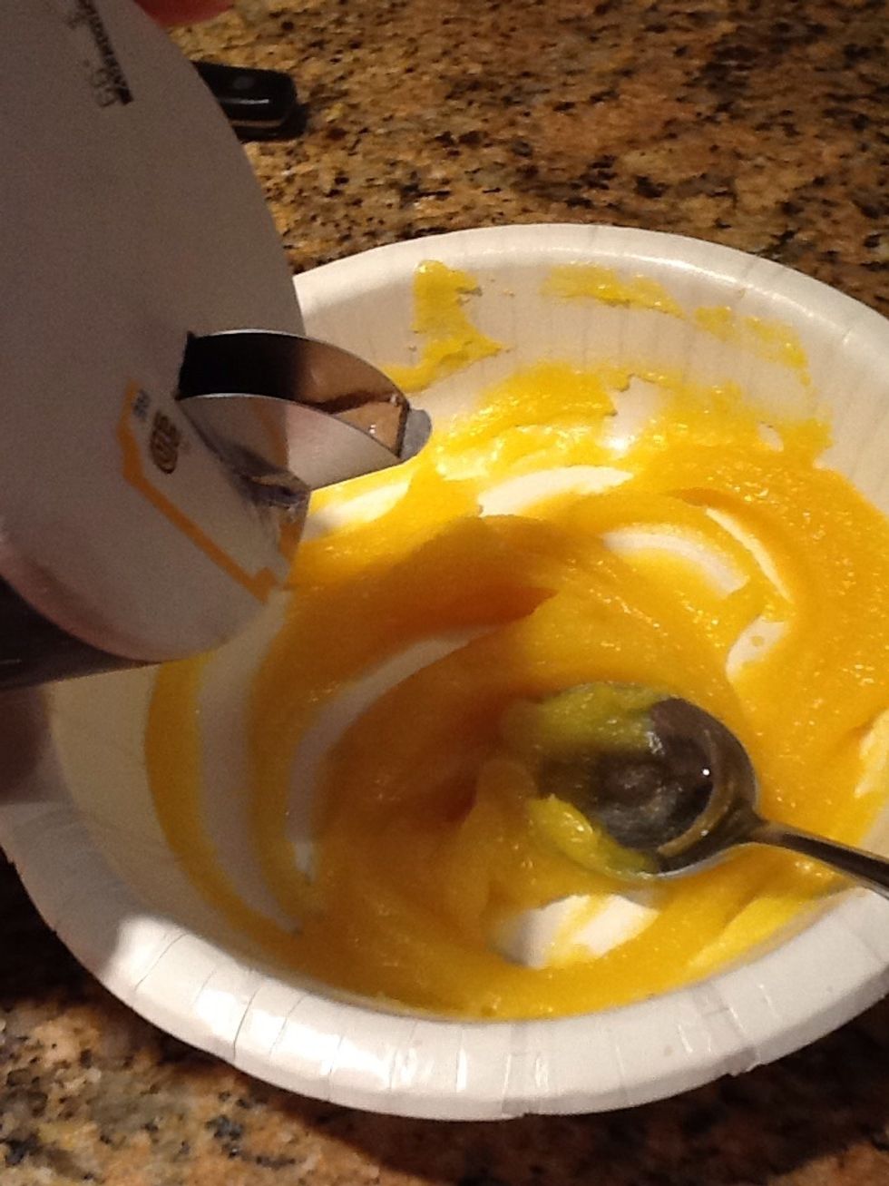 Add in a little pinch of salt and mix it in.