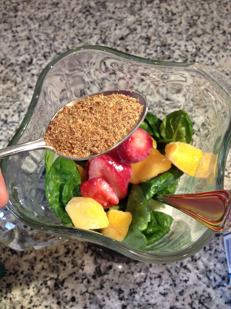 Add in any extra protein or health bonuses (I like to add in a teaspoon of ground flax seed!)
