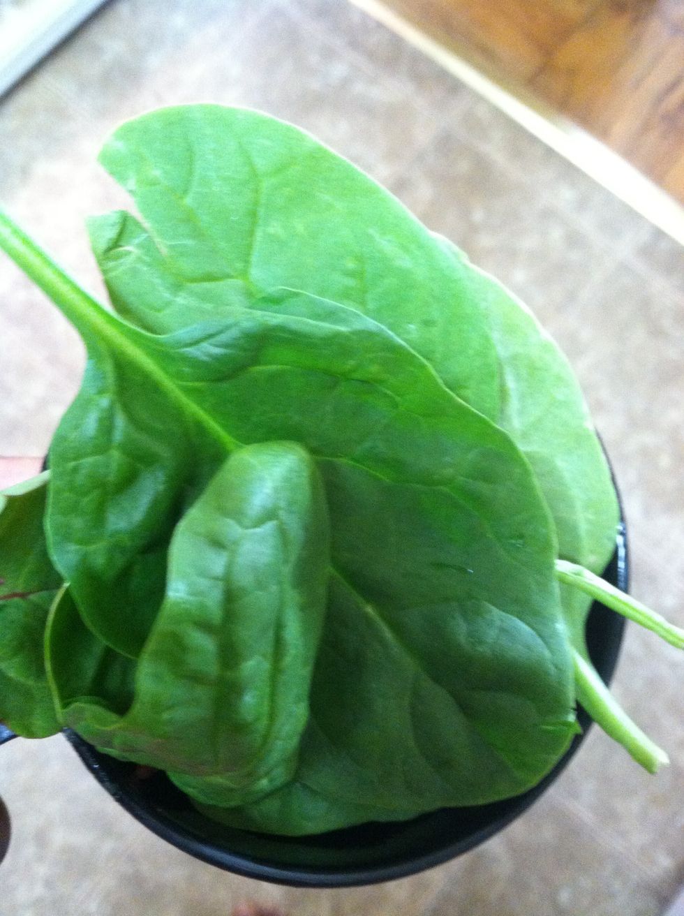 Add in more spinach and Kale (so your smoothie will be thicker).