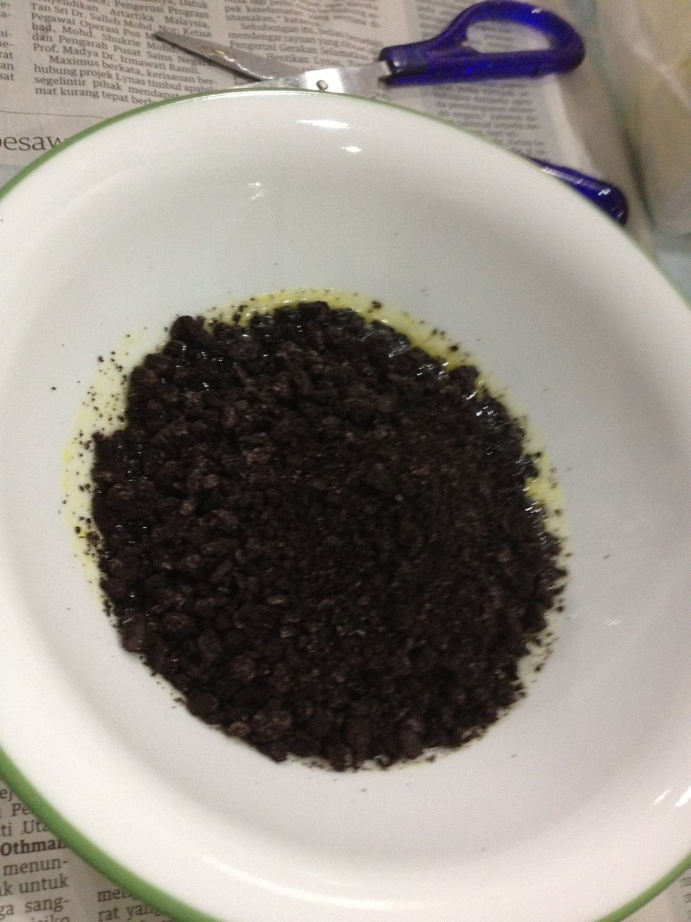 Add in some Oreo crumbs.