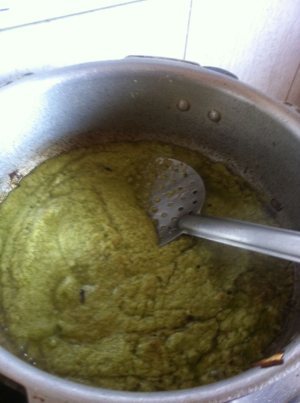 Add in the green paste WARNING\ud83d\udd25\ud83d\udd25 it will spurt a lot so put the flame on low